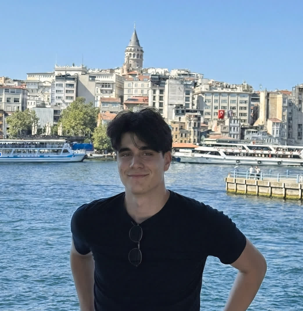 Deniz Yaveroglu